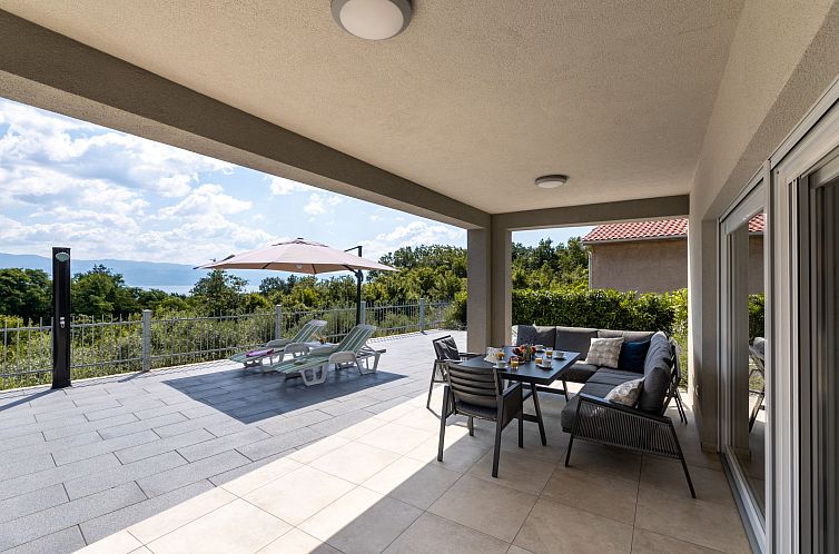 Vakantiehuis Vila Ema mit Meerblick