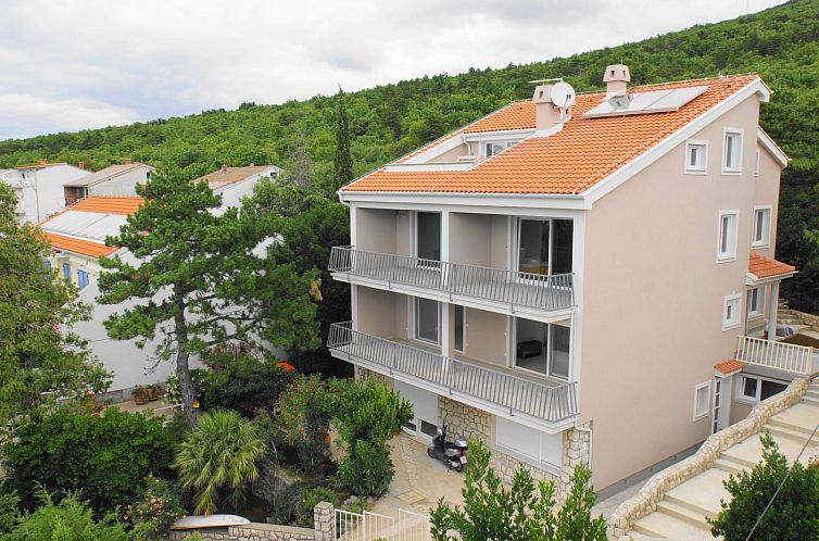 Unterkunft 1041912 - Appartement Kvarner - Appartement in Selce mit privatem Parkplatz