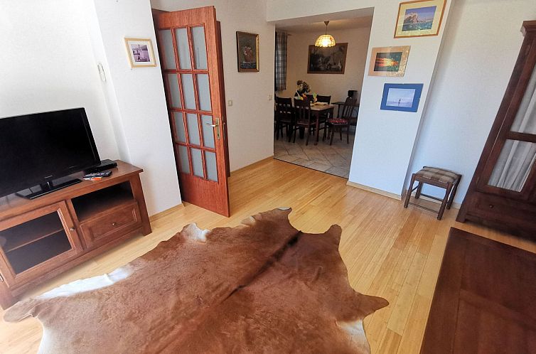 Appartement in Selce mit privatem Parkplatz