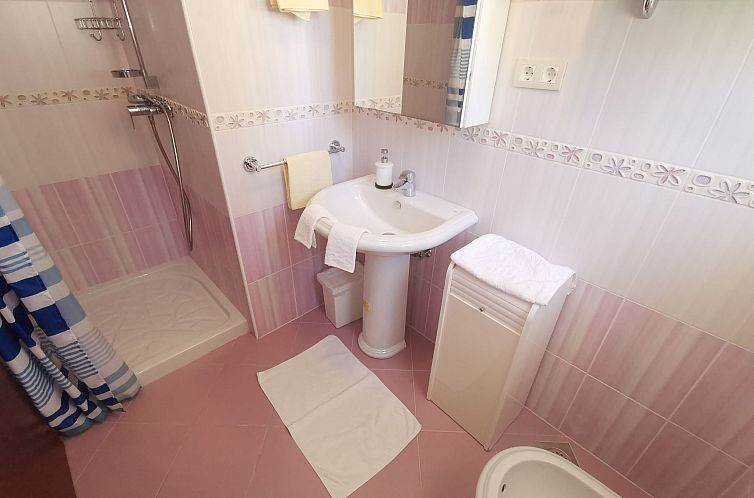 Appartement in Selce mit privatem Parkplatz