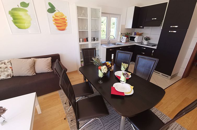 Appartement Wohnung für 6 Personen mit Terrasse und Meerbli