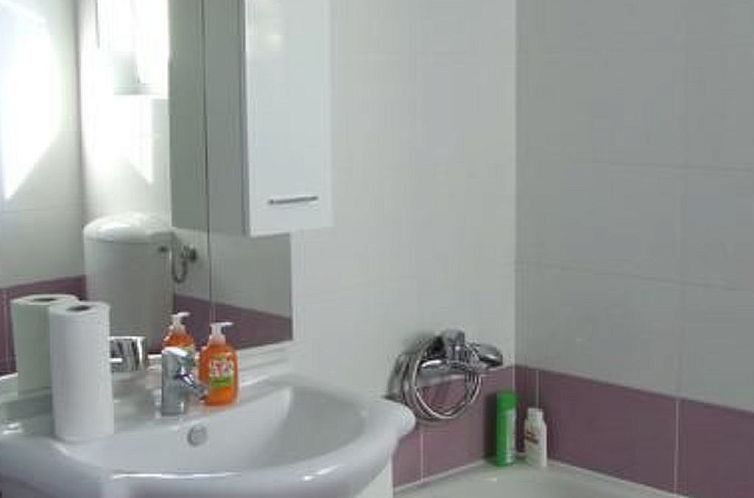 Appartement Helle Wohnung in Selce mit Terrasse
