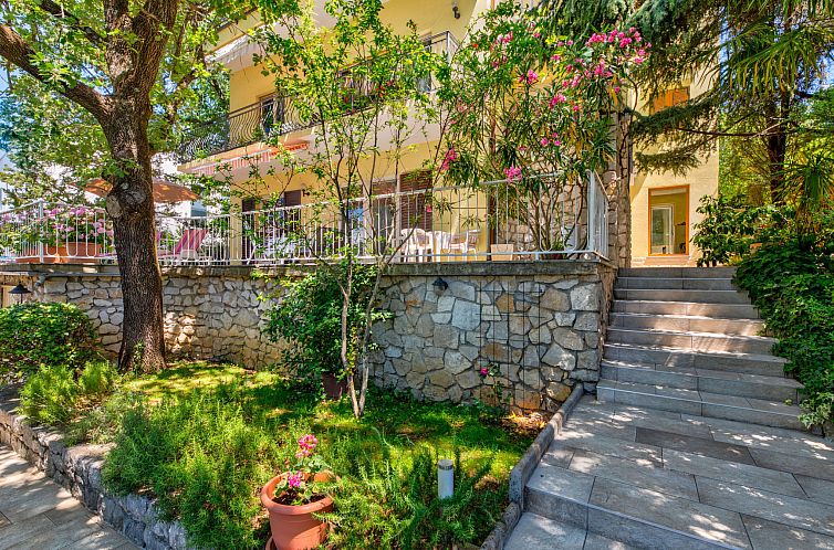 Appartement Irena Apartments prizemlje / HR-10649-01