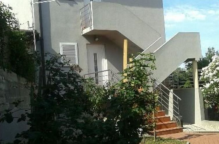 Appartement Modern eingerichtete Wohnung mit Meerblick