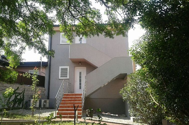 Appartement Modern eingerichtete Wohnung mit Meerblick