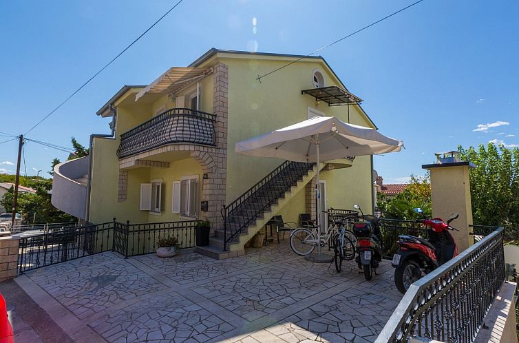 Appartement STIVIC 1 / HR-08046-02