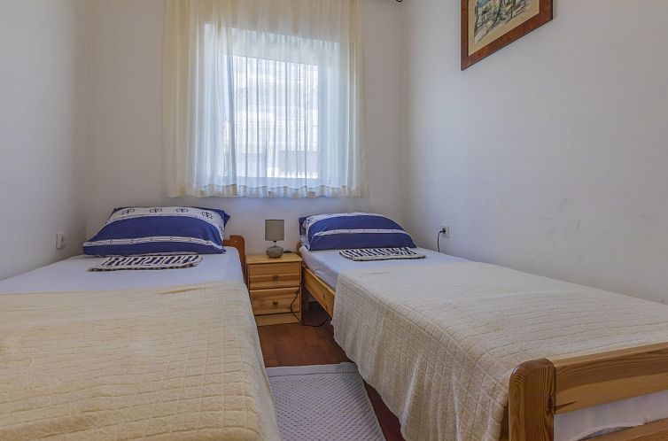 Appartement STIVIC 1 / HR-08046-02