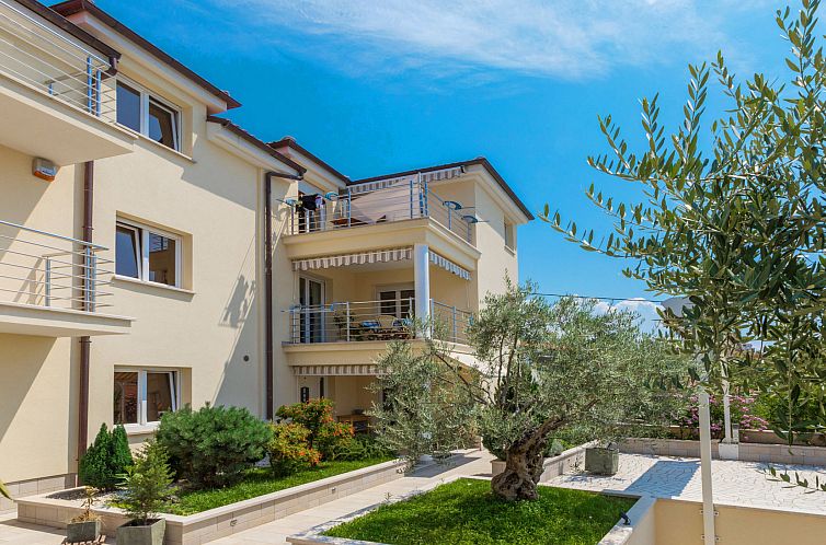 Unterkunft 1041945 - Appartement Kvarner - Appartement BOZIDAR 2 plavi / HR-10438-02