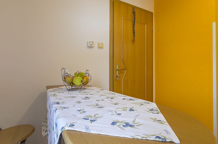 Appartement BOZIDAR 1 zuti / HR-10438-01