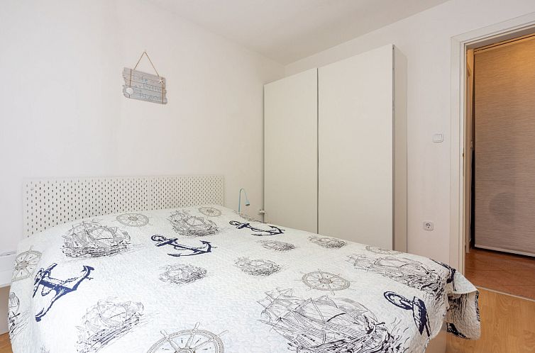 Appartement Tami / HR-11128-01