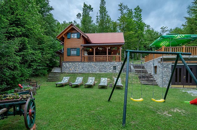 Vakantiehuis IDEAL FÜR FAMILIEN, PAARE UND NATURLIEBHABER
