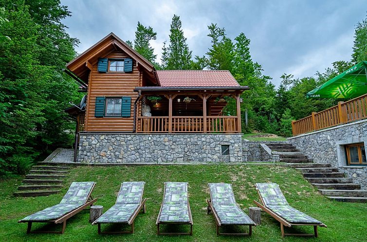 Vakantiehuis IDEAL FÜR FAMILIEN, PAARE UND NATURLIEBHABER