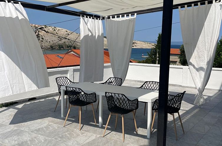 Appartement mit Blick auf das Wasser