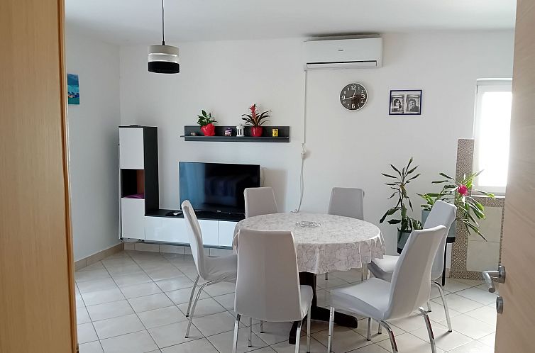 Appartement Delfa Pećarina