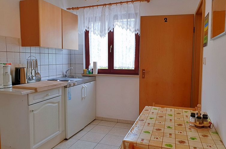 Appartement Apartment Bijelic - mit Balkon, 480 m vom Meer