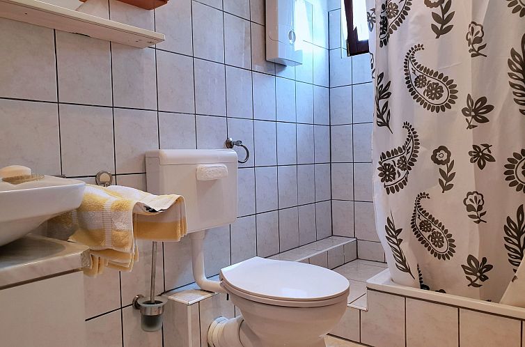 Appartement Apartment Bijelic - mit Balkon, 480 m vom Meer