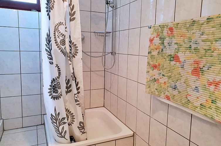 Appartement Apartment Bijelic - mit Balkon, 480 m vom Meer