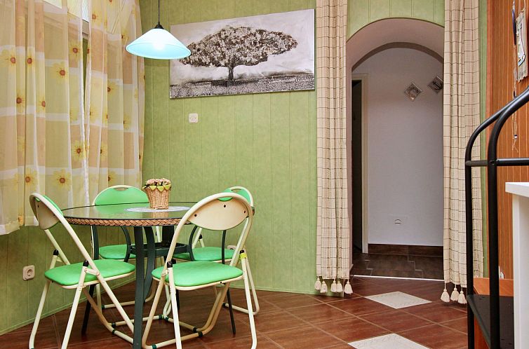 Appartement Apartment >Renata