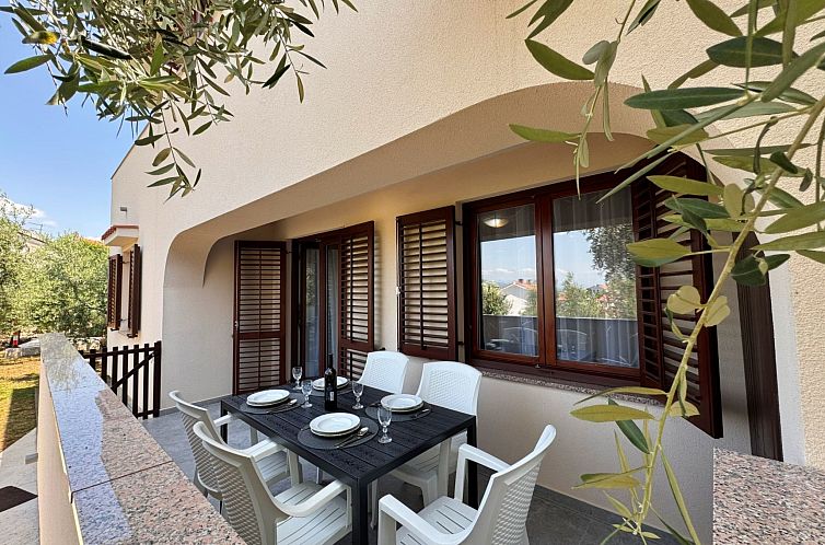 Unterkunft 1043230 - Appartement Kvarner - Appartement Apartment Dunato I.