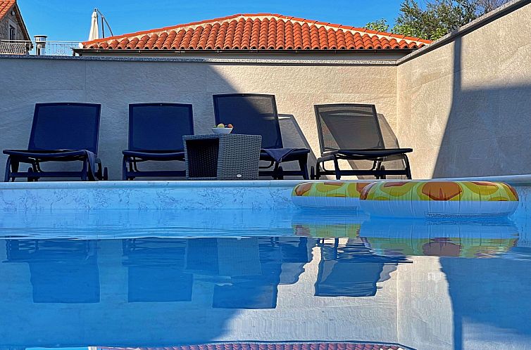 Appartement Apartment Bonum mit privatem Pool