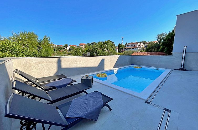 Appartement Apartment Bonum mit privatem Pool