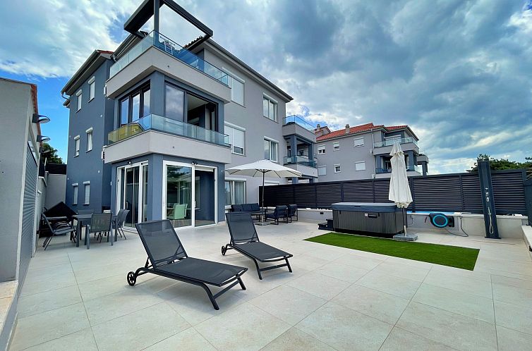 Appartement Apartment SeaLuxe mit Whirlpool