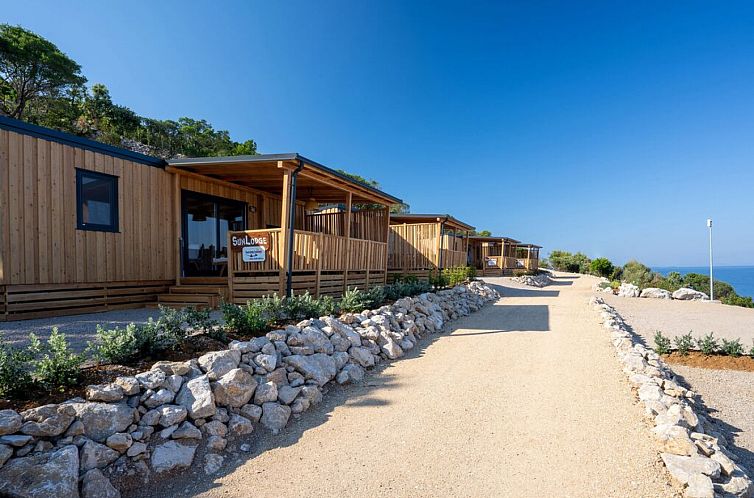 Enjoy the serene surroundings of SunLodge BigLeaf in Mali Losinj, Croatia, a luxury glamping lodge overlooking the Kvarner Sea.
