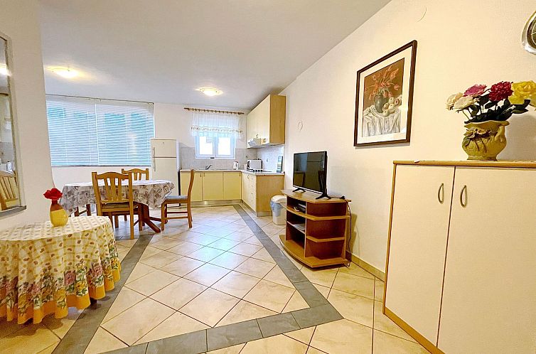 Appartement Appartement in Baška mit Eigener Terrasse