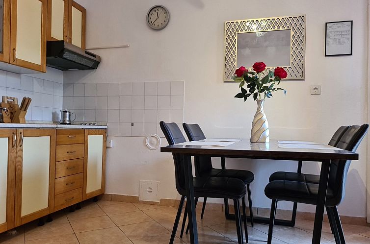 Appartement in Baška mit Terrasse