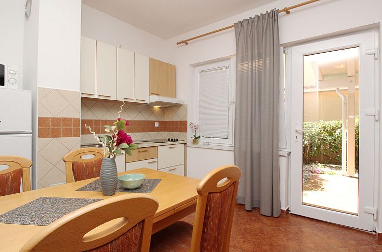 Appartement Modern eingerichtete Apartment im Erdgeschoss id