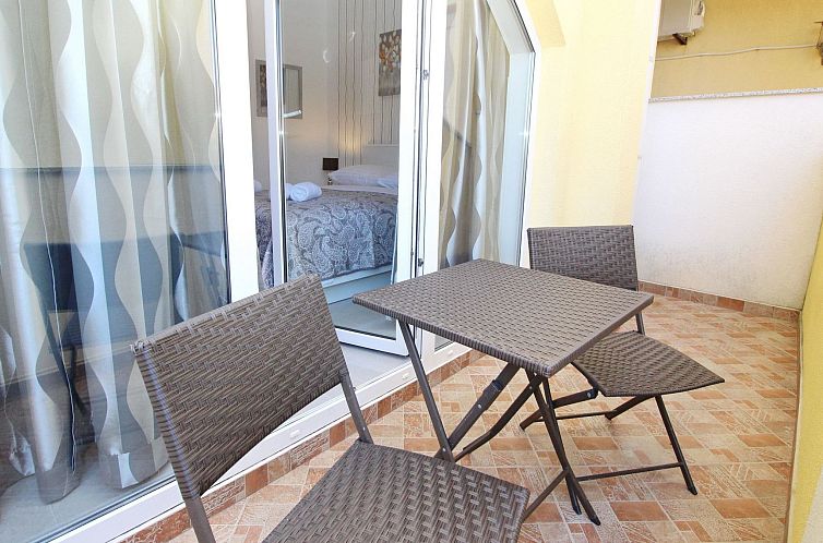Appartement Appartement in Baška mit Eigener Terrasse