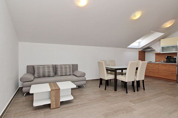 Appartement Tolles Appartement in Baška mit Terrasse