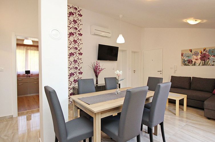 Unterkunft 10439101 - Appartement Kvarner - Appartement in Baška mit Eigenem Balkon
