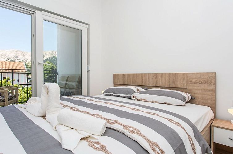 Appartement Nettes Appartement in Baška mit Eigenem Balkon