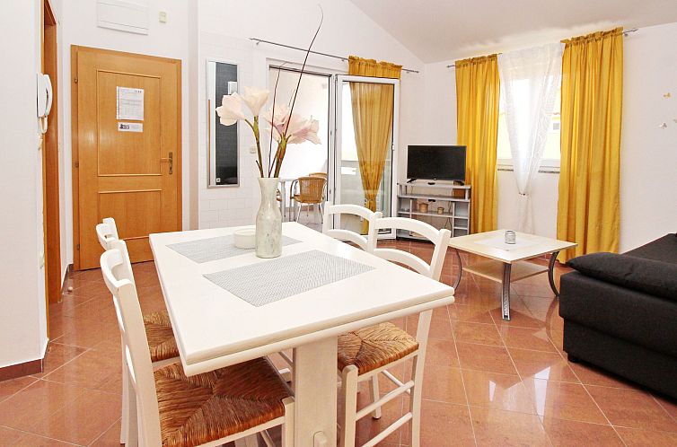 Appartement in Baška mit Eigenem Balkon