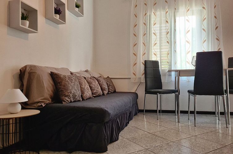 Appartement in Baška mit Terrasse