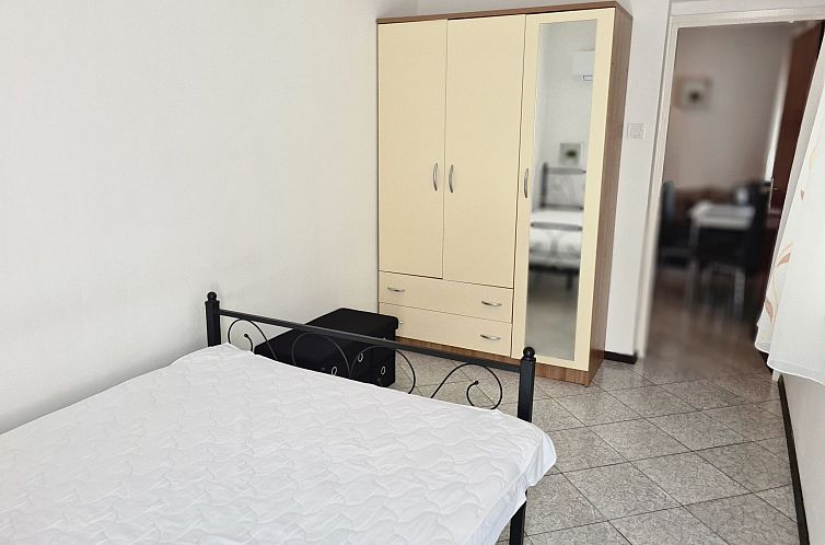 Appartement in Baška mit Terrasse