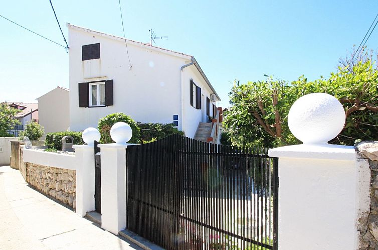 Appartement Charmante Ferienwohnung in Baška mit Eigener Te