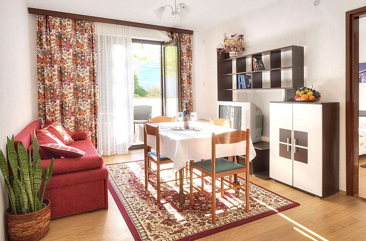 Appartement Appartement in Baška mit Grill