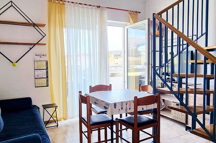 Appartement in Baska in der Nähe von Strand