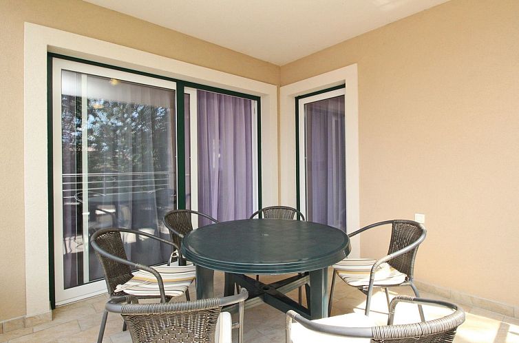 Appartement in Baška mit Terrasse