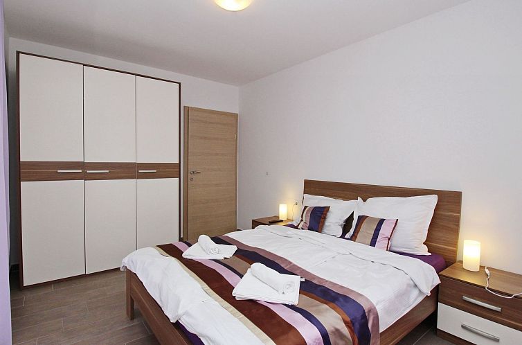 Appartement in Baška mit Terrasse
