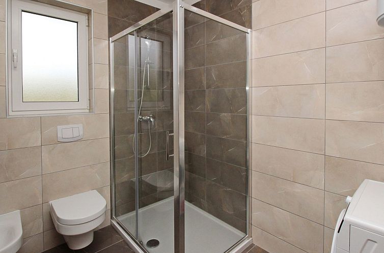 Appartement in Baška mit Terrasse