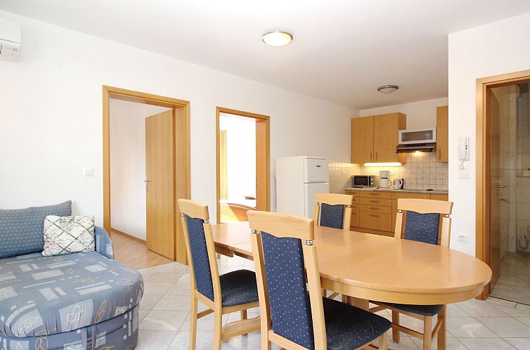 Appartement Appartement in Baška mit Eigenem Balkon