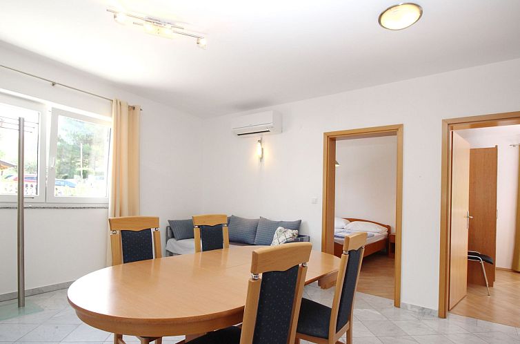 Appartement Appartement in Baška mit Eigenem Balkon