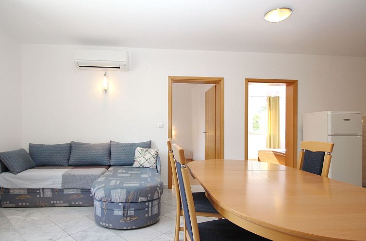 Appartement Appartement in Baška mit Eigenem Balkon