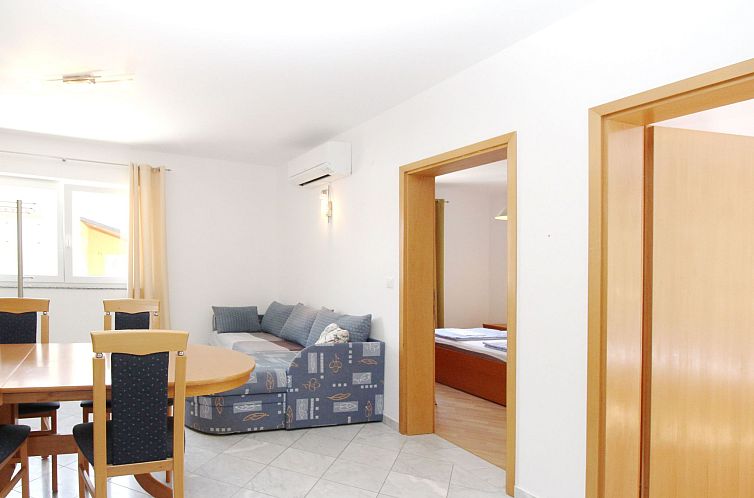 Appartement Appartement in Baška mit Eigenem Balkon