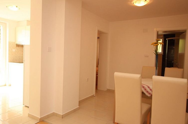 Appartement Appartement in Baška mit Eigener Terrasse