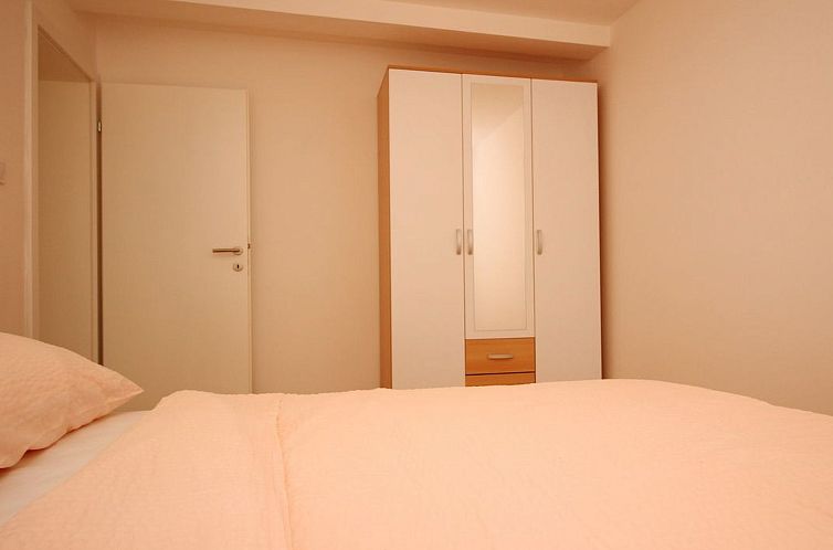 Appartement Appartement in Baška mit Eigener Terrasse