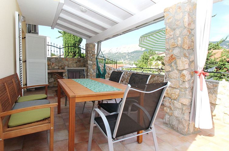 Appartement Appartement in Baška mit Eigener Terrasse